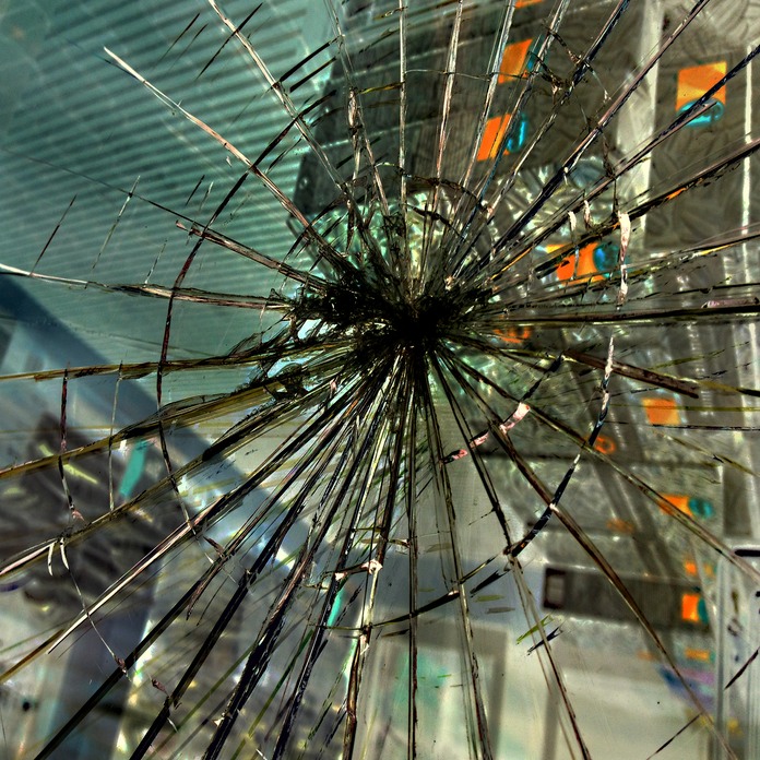 smash the mirror boy!